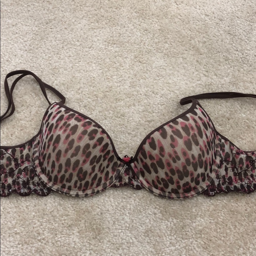 DKNY bra!